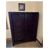 Haverty Furniture Co. Gentleman