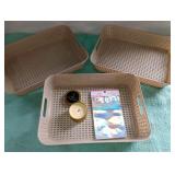 Storage bins