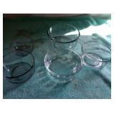 Pyrex glass bowls