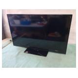 Insignia 32-in LED TV