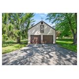 Detached Garage