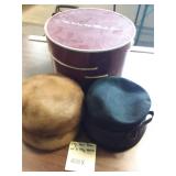 Vtg. Hat Box w/ 2 Vtg Hats
