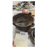 3 Cast iron Cauldrons