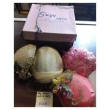 Vtg Hatbox w/ 4 Hats