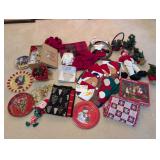 Christmas Decor Lot (a)