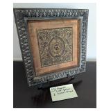 Framed Lion Decor & Picture Stand