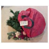 Wreaths & Garland w/ Case (b)