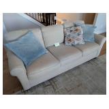 Bassett Furniture 3 Seat Couch w/ Pillows (b)