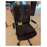Rolling Office Chair & ergo Seet plus Cushion