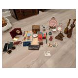 Assorted Vintage Items