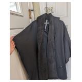 Alo Yoga Women's sz M/L Cozy Shawl w/ Scarf