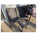 Metal & Plastic/Vinyl Patio Chairs w/ Side table
