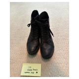 Wms Sz 10 Clarks Boots