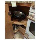 Kitchen cabinet contents (k)