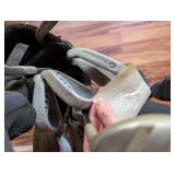 Golf bag with clubs