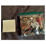 Lot of costume/vintage jewelry