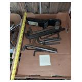 Lot of heavy duty Allen keys and trailer hitch
