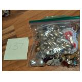Lot of costume/vintage jewelry