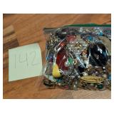 Lot of costume/vintage jewelry