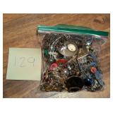 Lot of costume/vintage jewelry (A)