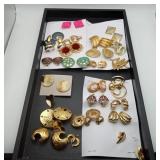 Cameo Bee Gold & Silver COLOR Earrings Jewelry