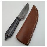 Damascus Steel hunting Skinning Knife & Sheath