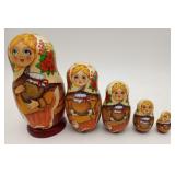 Svetlana Golovkova?? Russian Nesting Doll Kitty