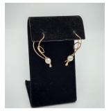 10K Gold Wire Pearl Earrings