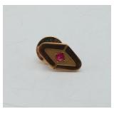 10k Gold Service Pin Ruby Stone 1.5 grams