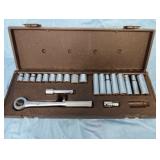 Easco Deep Well 1/2 Drive Socket Set & Ratchet