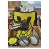 Ryobi String lights 18v and Charger NO BATTERY
