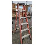 Werner 6ft Fiberglass Step Ladder 300lbs Rated