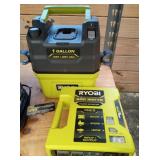 Ryobi 800 Watts Power Inverter & Batt Opt Vacuum
