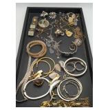 Costume Fashion Jewelry Errings Bangles Bracelets