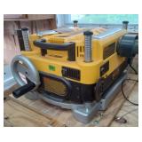 13' DeWalt Table Top Wood Planer DW735