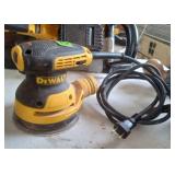 DeWalt Variable Speed Palm Sander CORDED