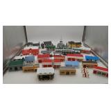 Group HO Train Plasticville Houses