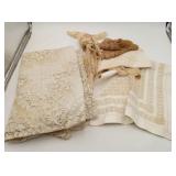 Vintage Cream Lace Textile Tablecloth & Doilies