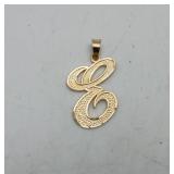 10k Gold 'E' Pendant Charm 0.6gms