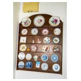 Display Cabinet with Collectible Mini Plates&More