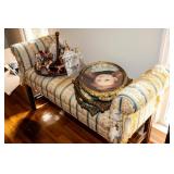 Christmas Décor, frames, Franklin Mint Carousel