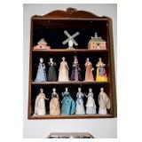 12 GREAT AMERICAN WOMEN FIGURINES in WOODEN CASE