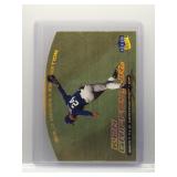 Ken Griffey Jr. 1999 Fleer Ultra Gold Medallion