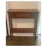 Side table 27wide 9 d 32 t