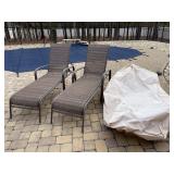 Adjustable patio lounge chairs with cover