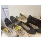 Ladies shoes  size 8