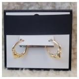 14k Gold hoop with heart points Earrings