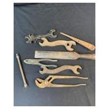 Box lot of Vintage tools