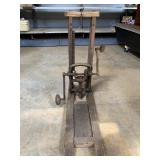 Antique hand crank drill press27Lx25Hx