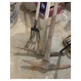 Antique Garden Cultivator, 2 pick axe